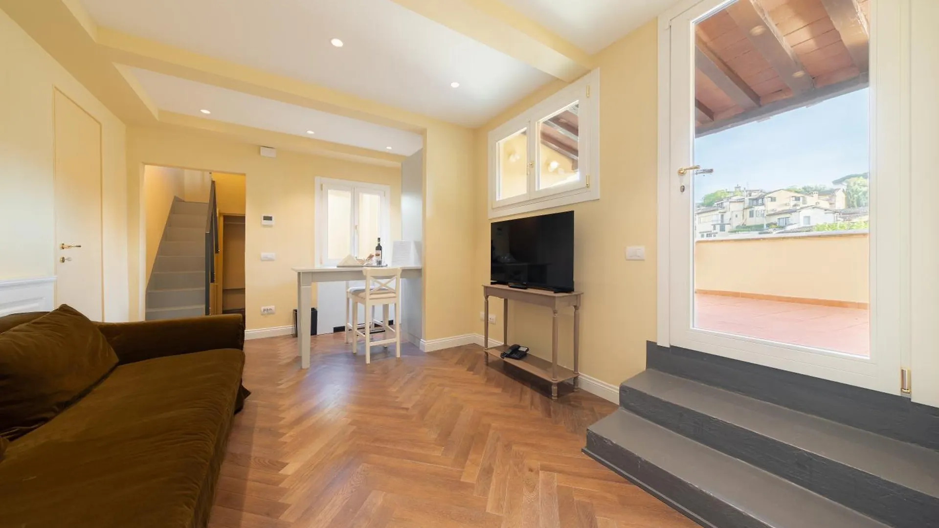 Algila Luxury Torrigiani Apartments Florence